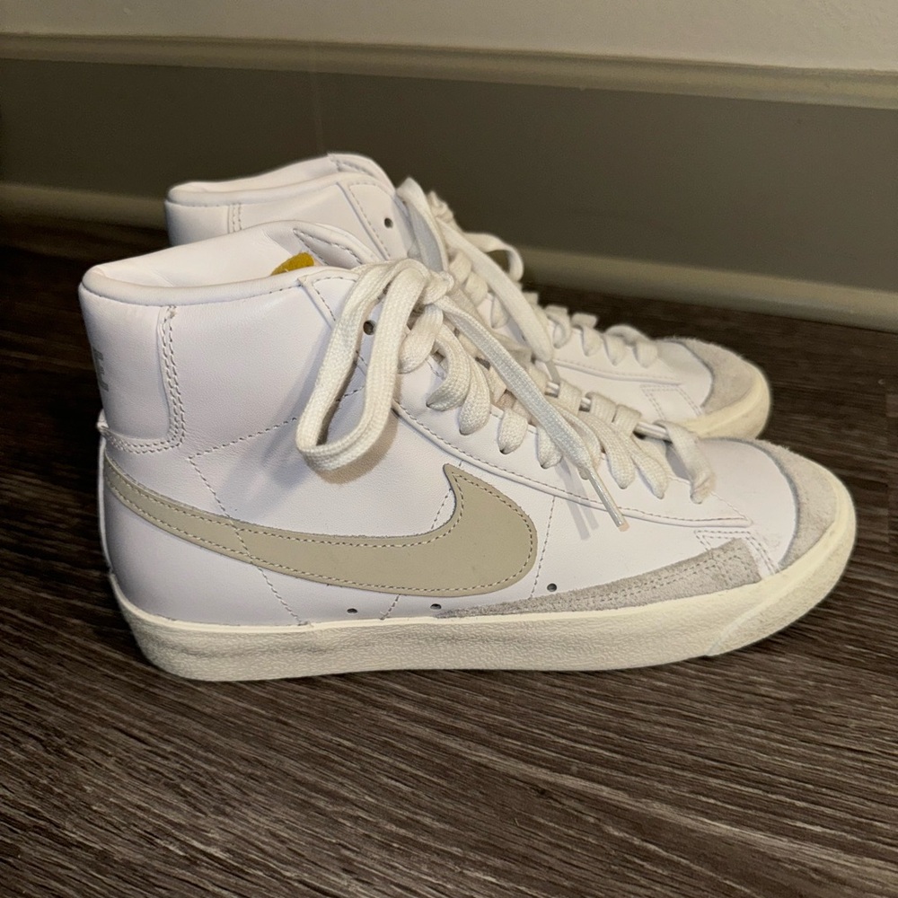 Nike Blazer Mid